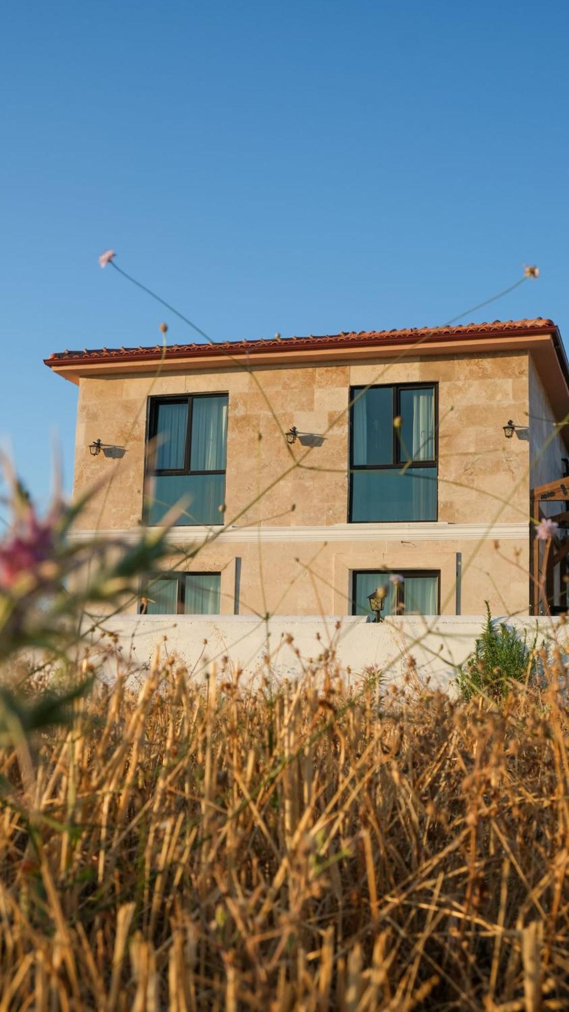 The Kirte Hotel إيجيأبات المظهر الخارجي الصورة